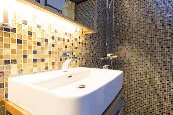 Ihouse Chinchin Guest house 2*